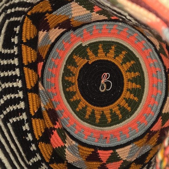 Wayuu Tribe Handmade Tapestry Rhinestone Drawstring Tote Shoulder Bag Purse - Picture 11 of 11